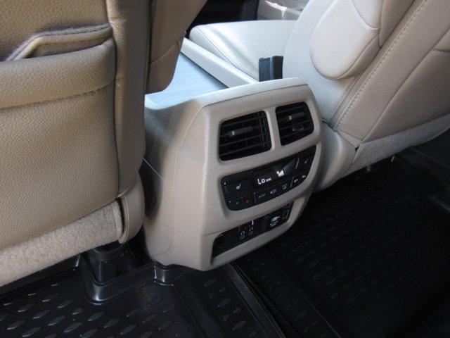 used 2022 Honda Pilot car, priced at $31,997