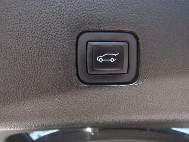 used 2023 Chevrolet Traverse car, priced at $40,999