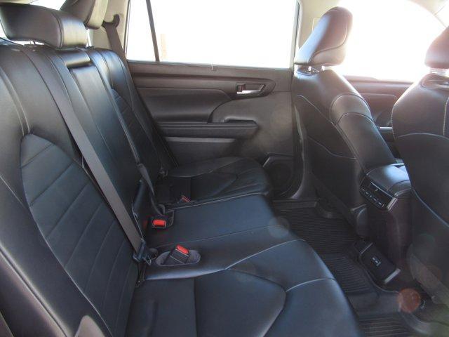 used 2023 Toyota Highlander car, priced at $38,134