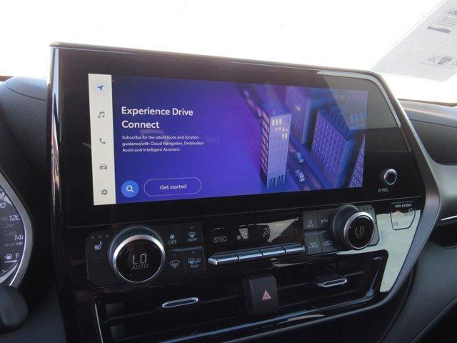 used 2023 Toyota Highlander car, priced at $38,134