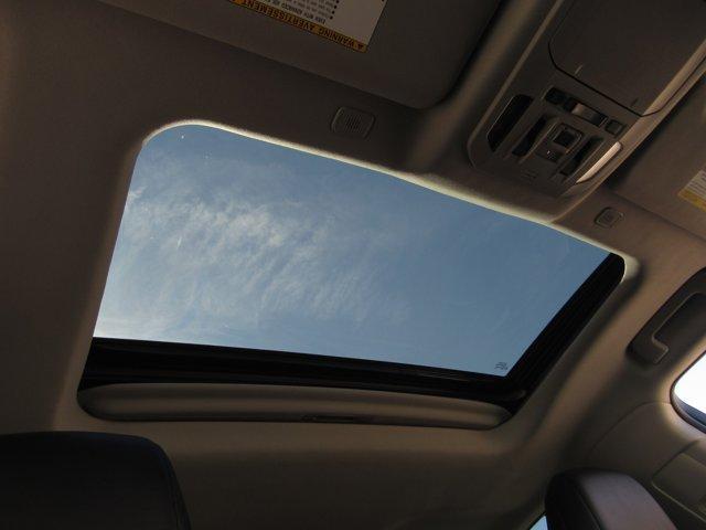 used 2023 Toyota Highlander car, priced at $38,134