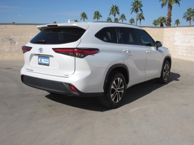 used 2023 Toyota Highlander car, priced at $38,134