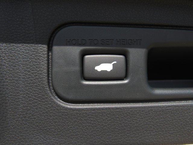 new 2025 Honda Pilot car, priced at $51,550