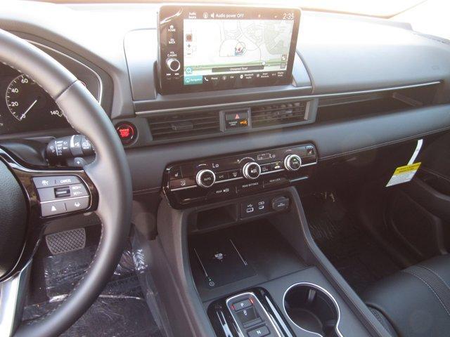 new 2025 Honda Pilot car, priced at $51,125