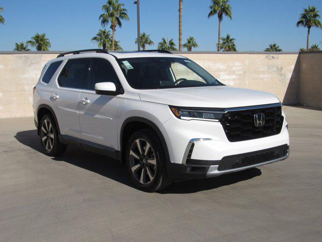 new 2025 Honda Pilot car, priced at $45,520