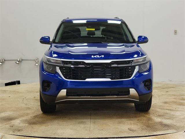 new 2025 Kia Seltos car, priced at $26,304