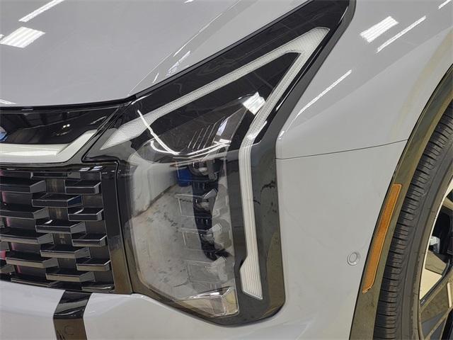new 2026 Kia Sportage Hybrid car, priced at $40,254