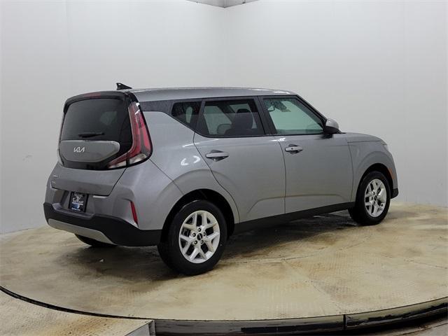 new 2025 Kia Soul car, priced at $23,768