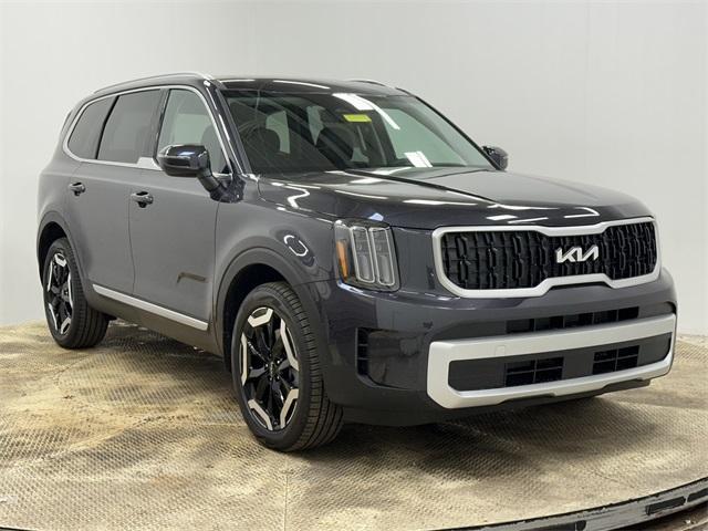 new 2025 Kia Telluride car, priced at $43,580