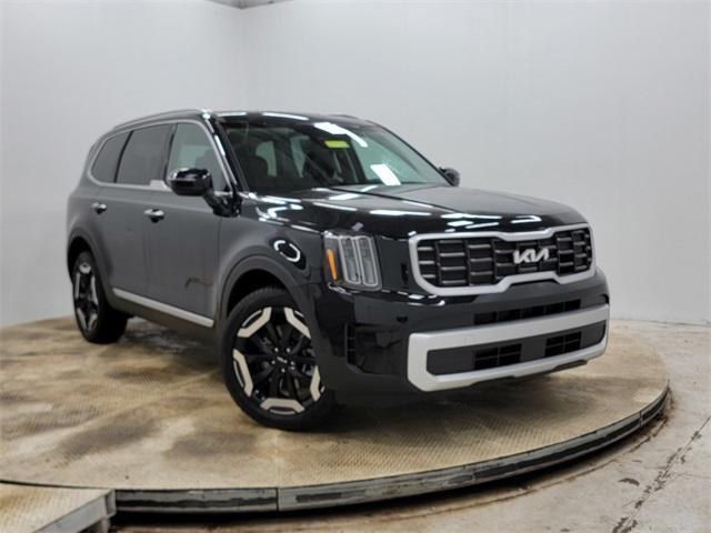 new 2025 Kia Telluride car, priced at $40,905