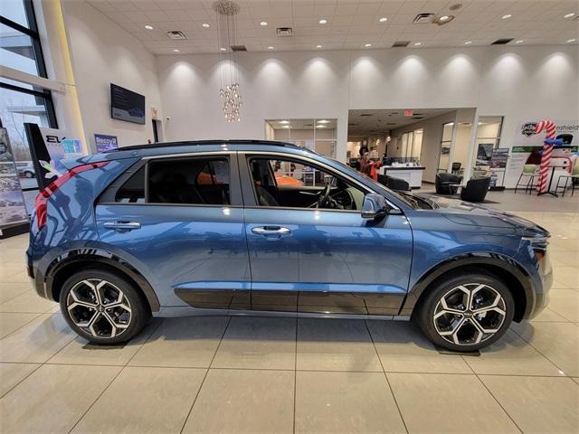 new 2025 Kia Niro car, priced at $35,176