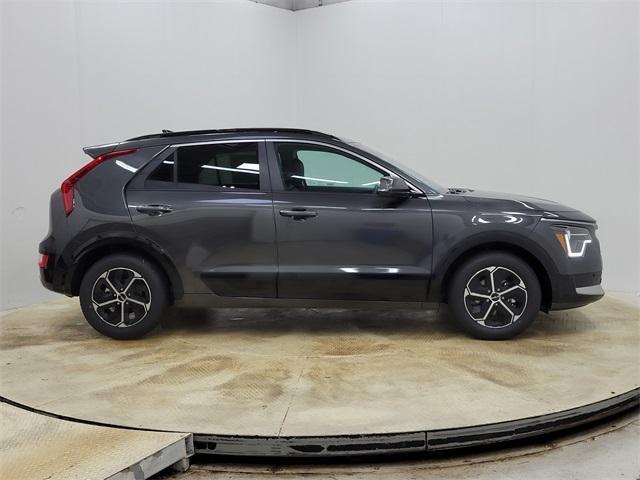 new 2025 Kia Niro car, priced at $31,178