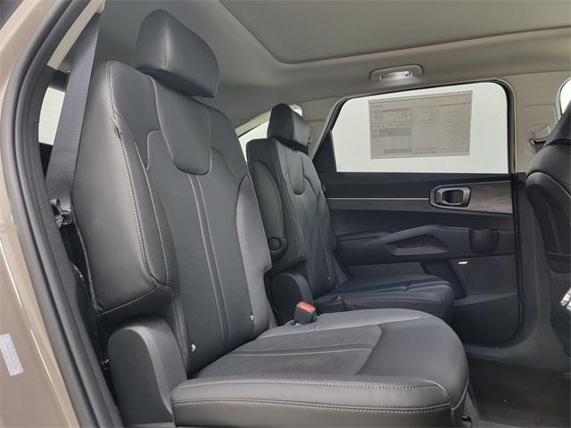 new 2026 Kia Sorento car, priced at $40,528