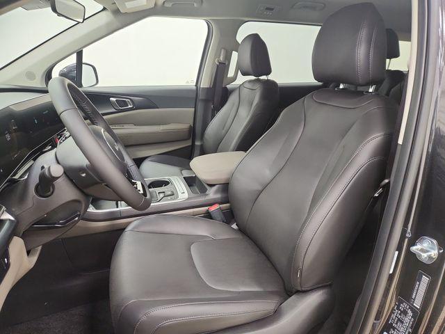 new 2026 Kia Carnival car, priced at $38,139