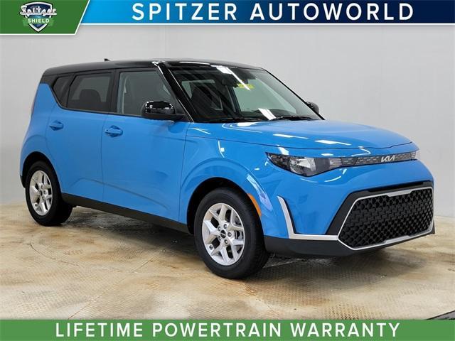 new 2025 Kia Soul car, priced at $24,093