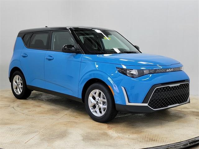 new 2025 Kia Soul car, priced at $24,093