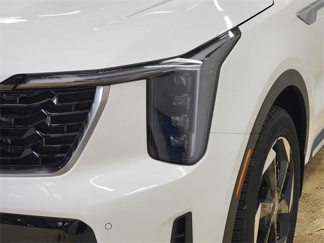 new 2025 Kia Sorento Hybrid car, priced at $39,389