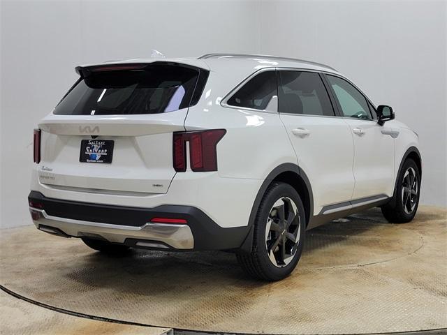 new 2025 Kia Sorento Hybrid car, priced at $39,389