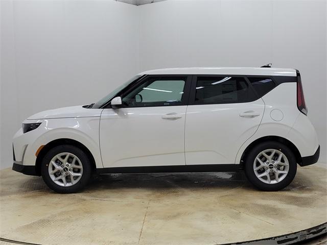 new 2025 Kia Soul car, priced at $21,913