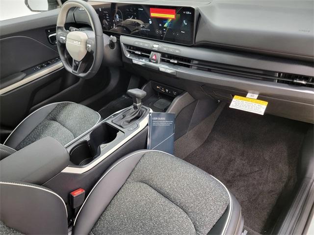 new 2025 Kia K4 car, priced at $24,103