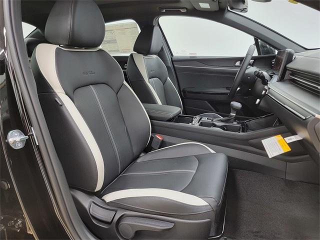 new 2025 Kia K5 car, priced at $29,010