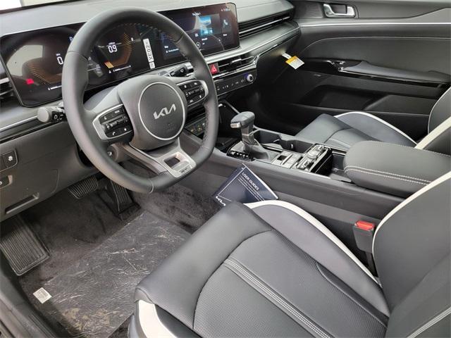 new 2025 Kia K5 car, priced at $29,010