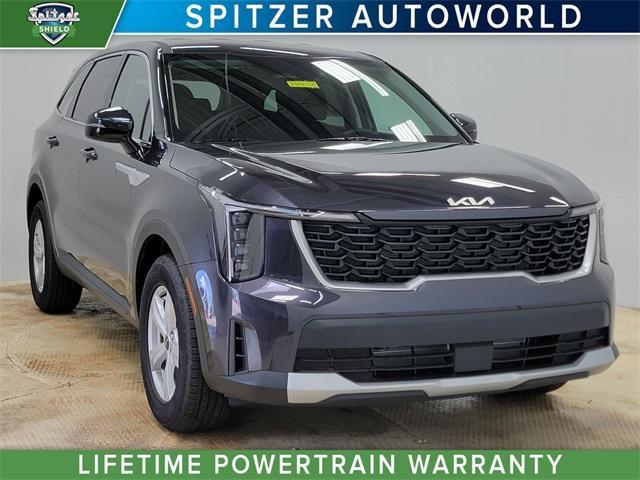 new 2025 Kia Sorento car, priced at $29,814