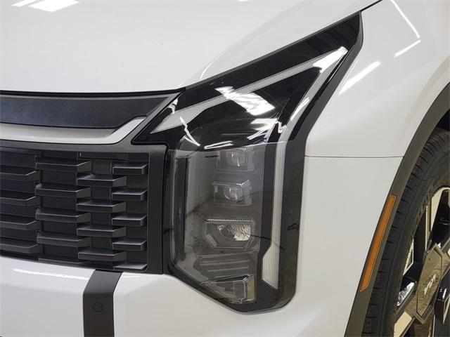 new 2026 Kia Sportage car, priced at $31,045