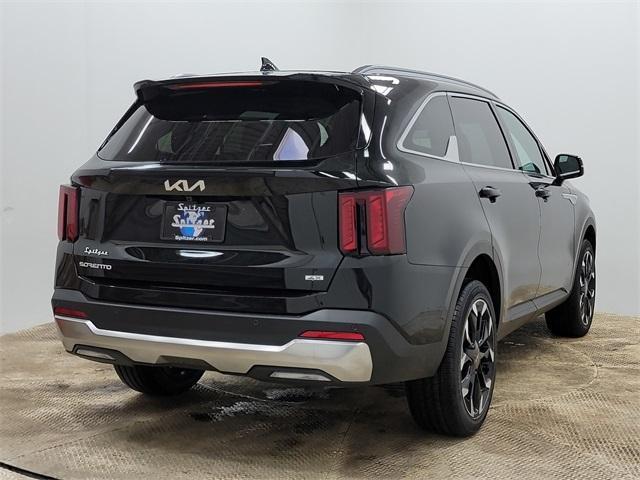 new 2025 Kia Sorento car, priced at $37,660