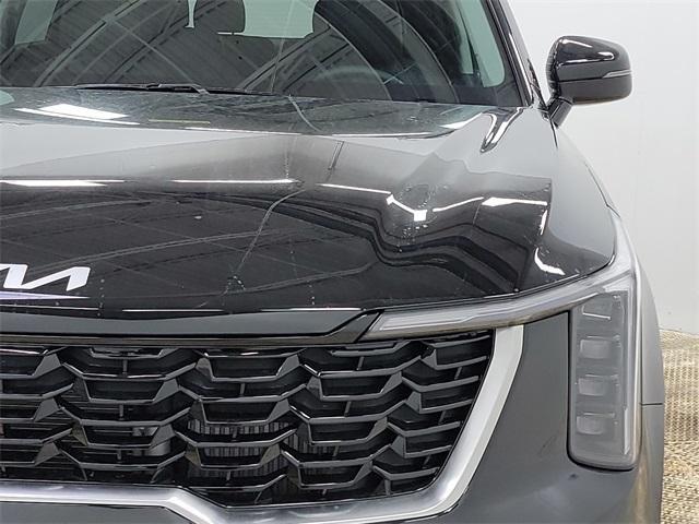 new 2025 Kia Sorento car, priced at $37,660