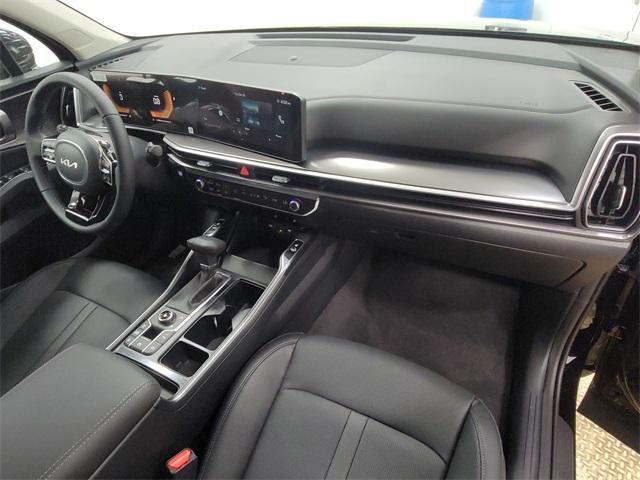 new 2025 Kia Sorento car, priced at $37,660