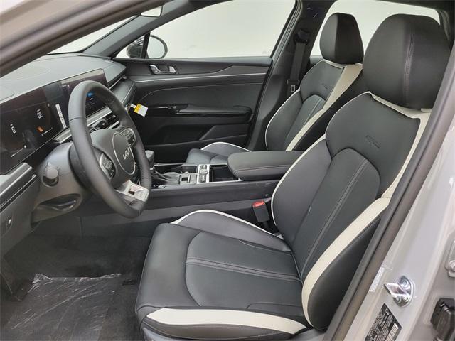 new 2025 Kia K5 car, priced at $27,618