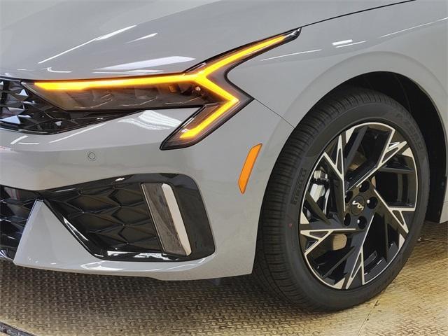 new 2025 Kia K5 car, priced at $27,618