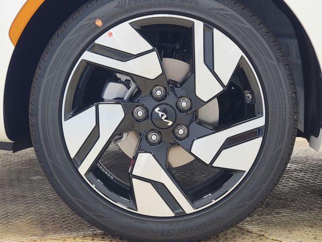 new 2025 Kia Soul car, priced at $26,991