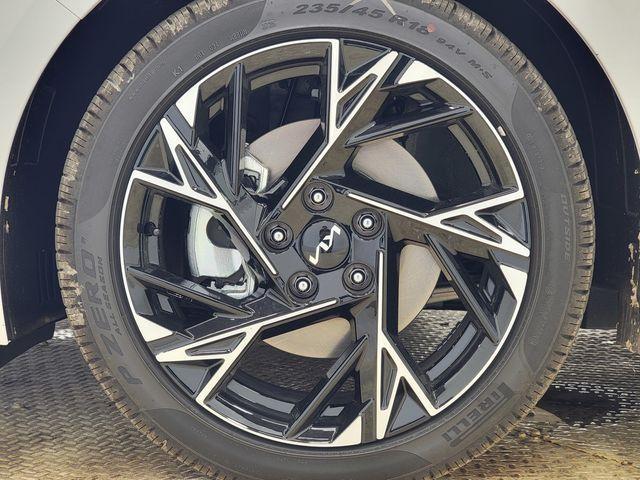 new 2026 Kia K5 car, priced at $29,888