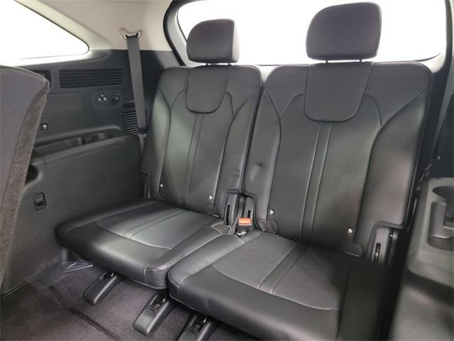 new 2025 Kia Sorento car, priced at $34,518
