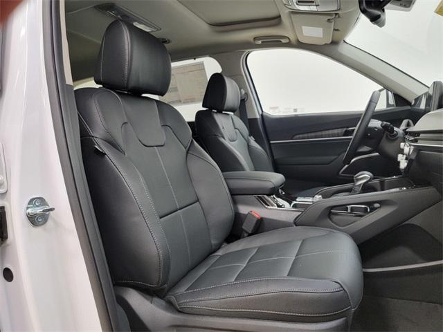 new 2025 Kia Telluride car, priced at $42,905