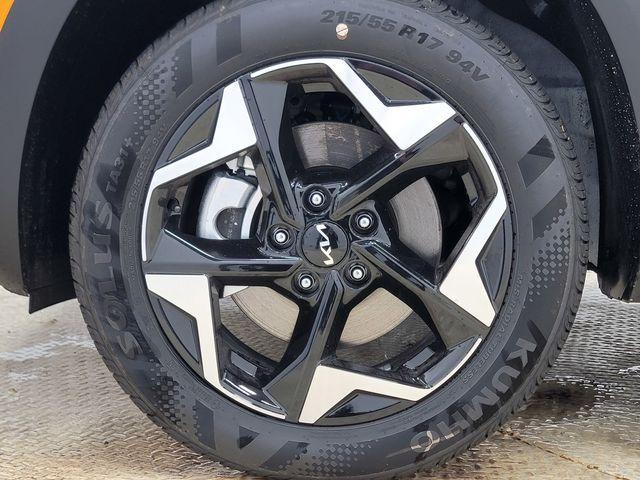 new 2026 Kia Seltos car, priced at $27,407