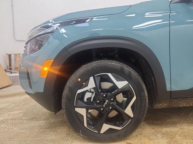 new 2026 Kia Seltos car, priced at $27,273