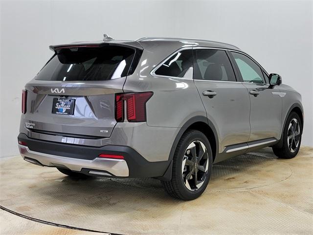 new 2025 Kia Sorento Hybrid car, priced at $44,060