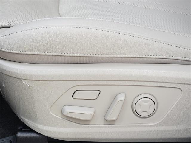 new 2025 Kia Sorento Hybrid car, priced at $44,060