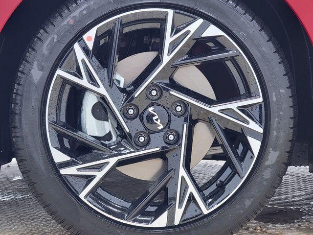 new 2026 Kia K5 car, priced at $27,858