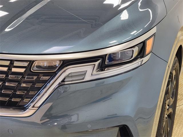 used 2024 Kia Carnival car, priced at $40,750