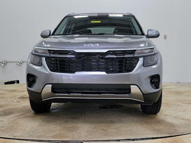 new 2026 Kia Seltos car, priced at $27,028