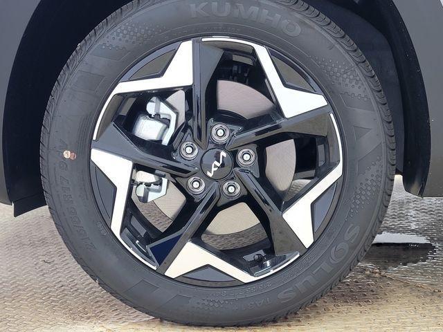 new 2026 Kia Seltos car, priced at $27,028