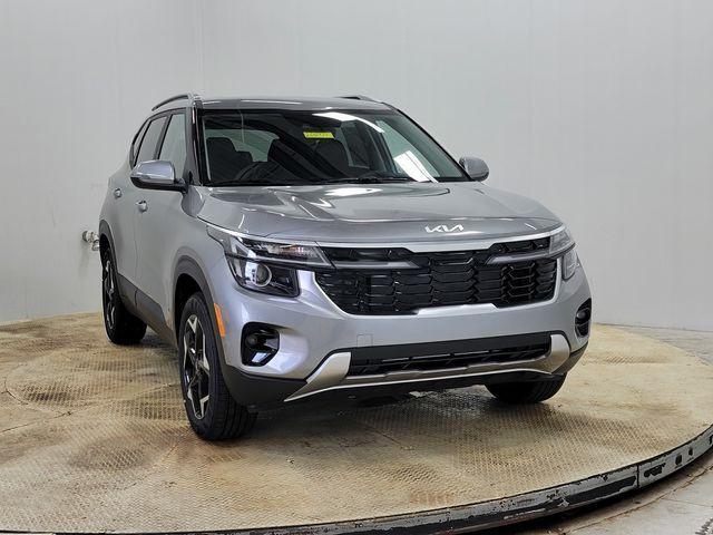 new 2026 Kia Seltos car, priced at $27,028