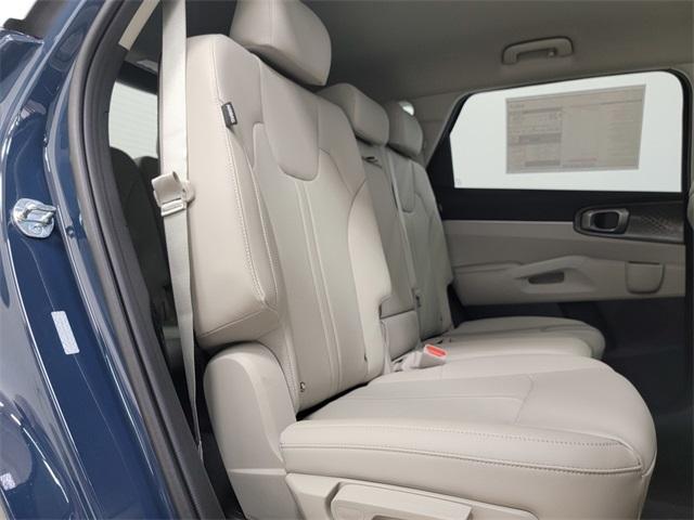 new 2026 Kia Sorento car, priced at $36,194