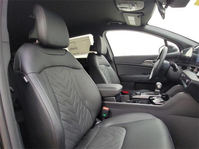 new 2025 Kia Sportage car, priced at $31,259