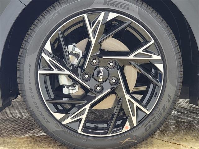 new 2026 Kia K5 car, priced at $28,918