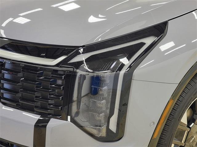 new 2026 Kia Sportage Hybrid car, priced at $40,254